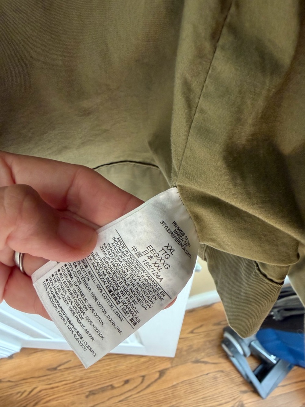 GAP Men's Military-Style Field Jacket in Olive - Picture 3 of 4